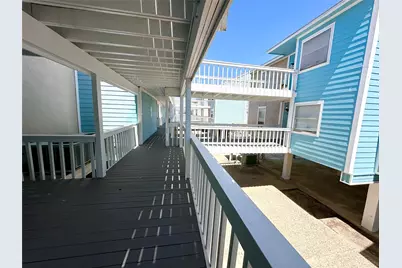 500 Tiki Drive Drive #210, Tiki Island, TX 77554 - Photo 13