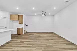 2638 Afton Hts Wy, Houston, TX 77051 - Photo 7