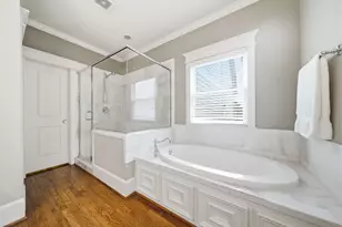 844 E 26th St, Houston, TX 77009 - Photo 13