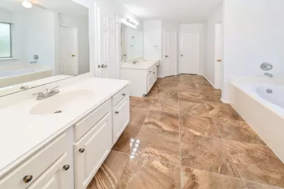 11125 31st Avenue N, Texas City, TX 77591 - Photo 13