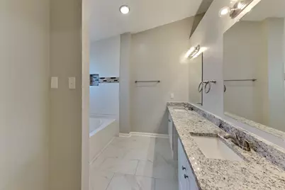 2615 Silver Falls Drive, Houston, TX 77339 - Photo 11