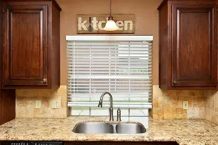 4007 Alice Dr, Sugar Land, TX 77478 - Photo 17