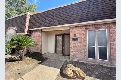 2920 Cambridge, Missouri City, TX 77459 - Photo 3