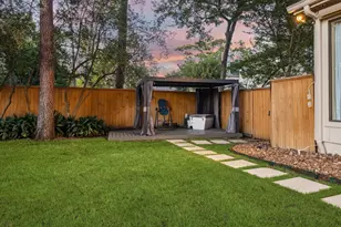 918 Huntington Cove, Houston, TX 77063 - Photo 21