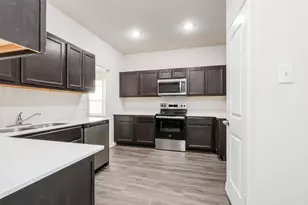 3619 Spy Glass Hill Dr, Montgomery, TX 77356 - Photo 9
