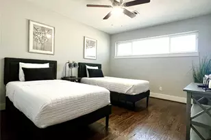 5719 Viking Dr, Houston, TX 77092 - Photo 15