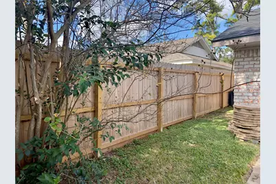 5719 Viking Drive, Houston, TX 77092 - Photo 25