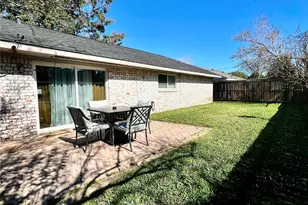 5719 Viking Dr, Houston, TX 77092 - Photo 23
