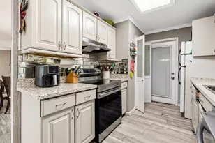 11203 Sageville Dr, Houston, TX 77089 - Photo 13