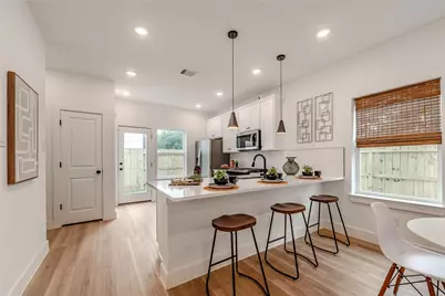 9529 Beckley Street, Houston, TX 77088 - Photo 9