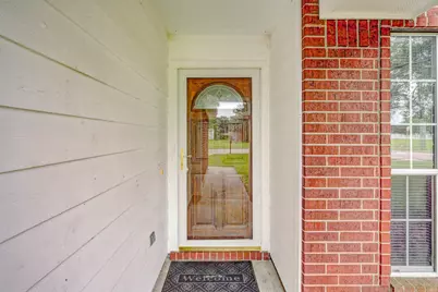 1140 Thomas Drive, Angleton, TX 77515 - Photo 5