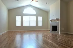 3618 Main Plaza Dr, Houston, TX 77025 - Photo 3