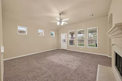 623 Orlandis Lane, Richmond, TX 77469 - Photo 11
