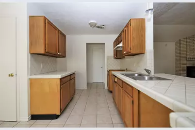 14211 Timberhaven, Houston, TX 77066 - Photo 9