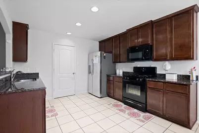 2022 Borthwick Lane, Conroe, TX 77301 - Photo 3