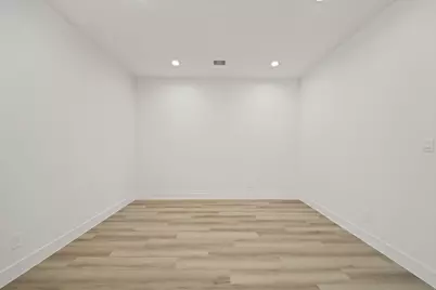 4525 Iguaza Falls Drive, Conroe, TX 77303 - Photo 9