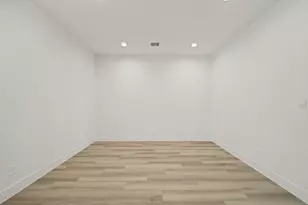 4525 Iguaza Fls Dr, Conroe, TX 77303 - Photo 9