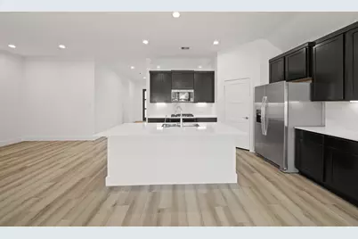 4525 Iguaza Falls Drive, Conroe, TX 77303 - Photo 5