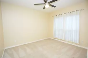 6119 Windwater Pointe, Houston, TX 77036 - Photo 13