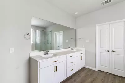 18215 E Bayonne Channel Court Court, Houston, TX 77044 - Photo 23