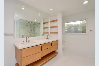 10603 Riverview Drive, Houston, TX 77042 - Photo 35