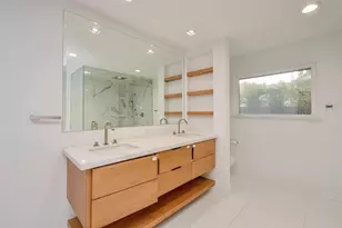 10603 Riverview Dr, Houston, TX 77042 - Photo 35