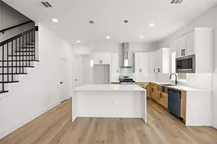 4425 Elmwood St, Houston, TX 77051 - Photo 7