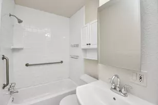 106 Kemton St, Houston, TX 77012 - Photo 23