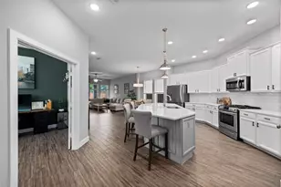 19619 Upper Canyon Ct, Cypress, TX 77433 - Photo 5