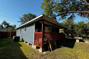 7819 Avenue F, Houston, TX 77012 - Photo 9