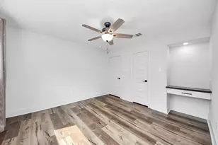 9731 Clanton St, Houston, TX 77080 - Photo 27