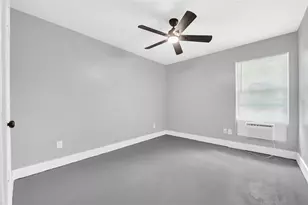 3802 Dabney St, Houston, TX 77026 - Photo 9