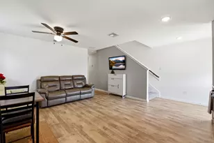 9819 Emerald Stone Wy, Conroe, TX 77306 - Photo 13