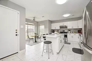 3310 Continental Dr, Missouri City, TX 77459 - Photo 3