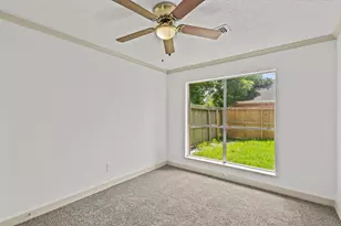 9763 El Chaco St, Baytown, TX 77521 - Photo 25