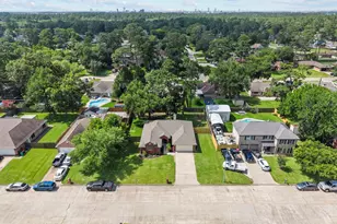 9763 El Chaco St, Baytown, TX 77521 - Photo 37
