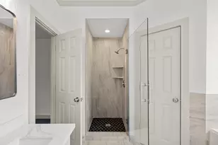 9763 El Chaco St, Baytown, TX 77521 - Photo 17