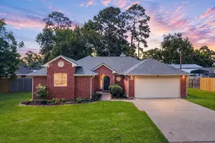 9763 El Chaco St, Baytown, TX 77521 - Photo 1