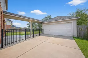 15914 Maple Shores, Houston, TX 77044 - Photo 37