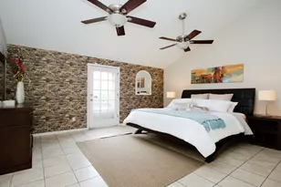 2110 Woodland Park Dr, Houston, TX 77077 - Photo 25