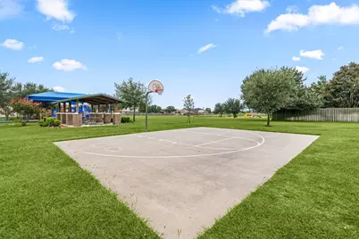 1119 1 St Avenue N #1119, Texas City, TX 77590 - Photo 15