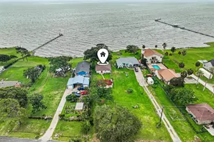 10518 Ocean Dr, Beach City, TX 77523 - Photo 1