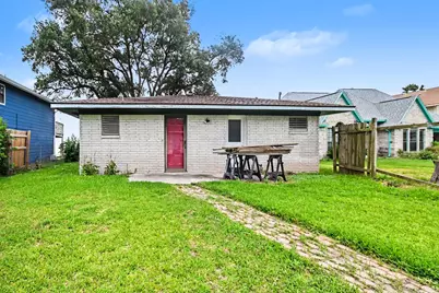 10518 Ocean Drive, Beach City, TX 77523 - Photo 7