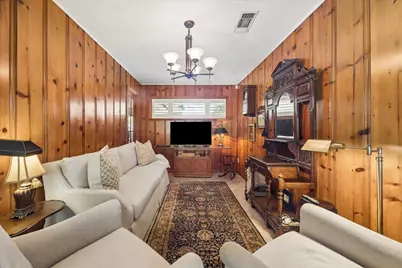 4712 Glenmont Street, Bellaire, TX 77401 - Photo 13