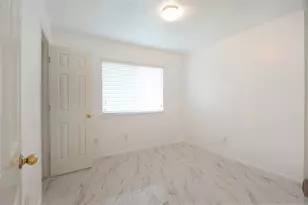 7103 Bryton Park Dr, Houston, TX 77083 - Photo 17