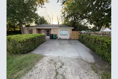 4620 Werner Street, Houston, TX 77022 - Photo 1