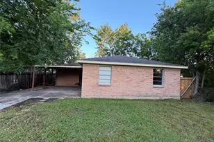 4620 Werner St, Houston, TX 77022 - Photo 9