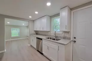 1107 Roosevelt St, La Marque, TX 77568 - Photo 11