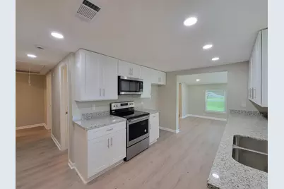 1107 Roosevelt Street, La Marque, TX 77568 - Photo 9