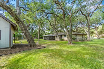 113 Krupka Street, Columbus, TX 78934 - Photo 7